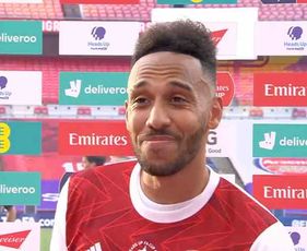 Arsenal team-mate uses FA Cup celebrations to persuade Pierre-Emerick Aubameyang to sign new contract
