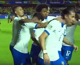Chelsea star Willian reacts to Brazil's win over Bolivia