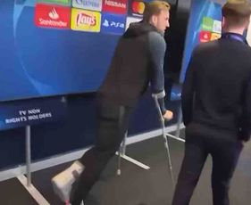 Video: Harry Kane on crutches after Spurs vs Man City