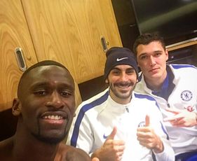 Tweets and Photos: Chelsea players react to beating Everton