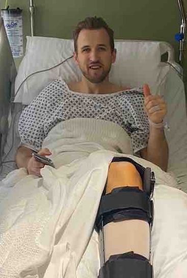 Photo: Harry Kane in hospital bed after hamstring surgery