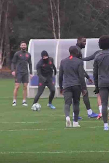 Video: Chelsea training ahead of Valencia trip
