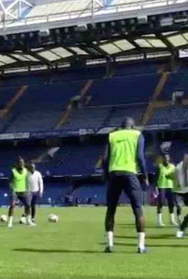 Video: Frank Lampard tackles Tiemoue Bakayoko in Chelsea rondo