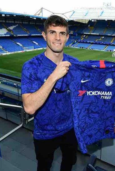 Did Chelsea's Christian Pulisic really watch Didier Drogba score a penalty at Stamford Bridge?