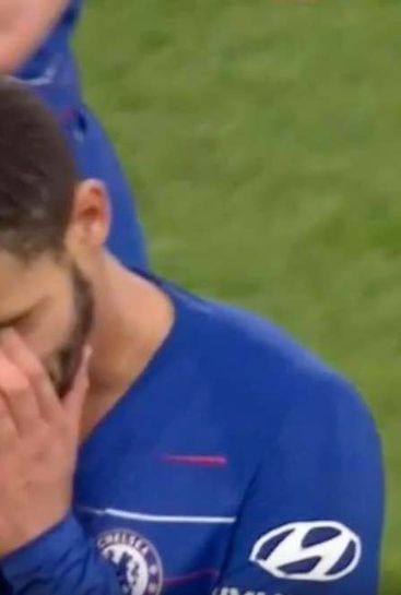 Ruben Loftus-Cheek reacts to injury he sustained against Nottingham Forest