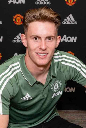 Ole Gunnar Solskjaer gives hints on Dean Henderson and Axel Tuanzebe's future