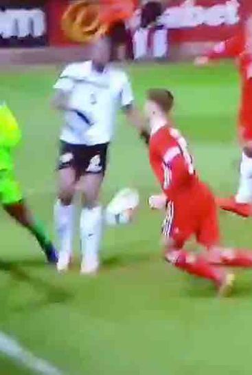 Video: Liverpool's Ben Woodburn scores Liverpool's winner vs Trinidad and Tobago