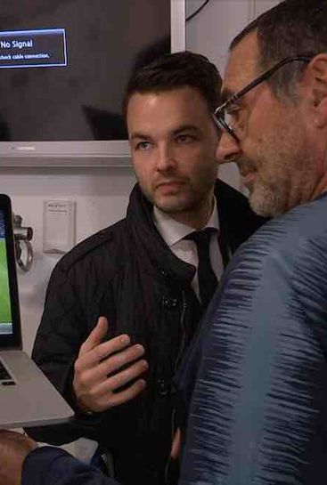 Maurizio Sarri whips out his laptop to claim Harry Kane was offside