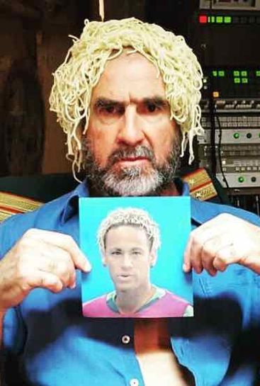 Photo: Man Utd legend Eric Cantona mocks Neymar's hair
