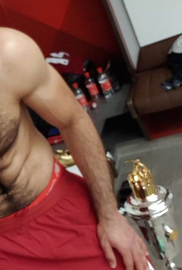 Photo: Mo Salah celebrates in the dressing room after Golden Boot win
