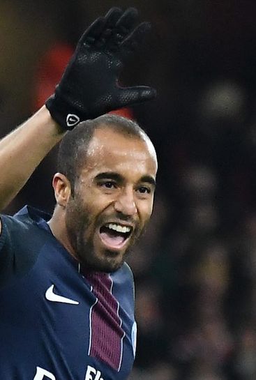 Lucas Moura agrees to join Spurs