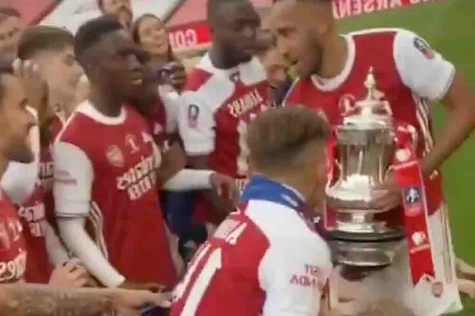 Tweets and Photos: Arsenal players react to beating Chelsea in FA Cup final