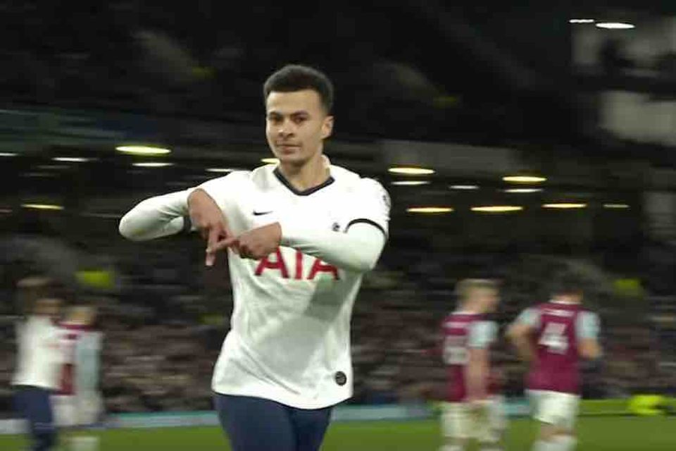 Tottenham star celebrates reaching milestone