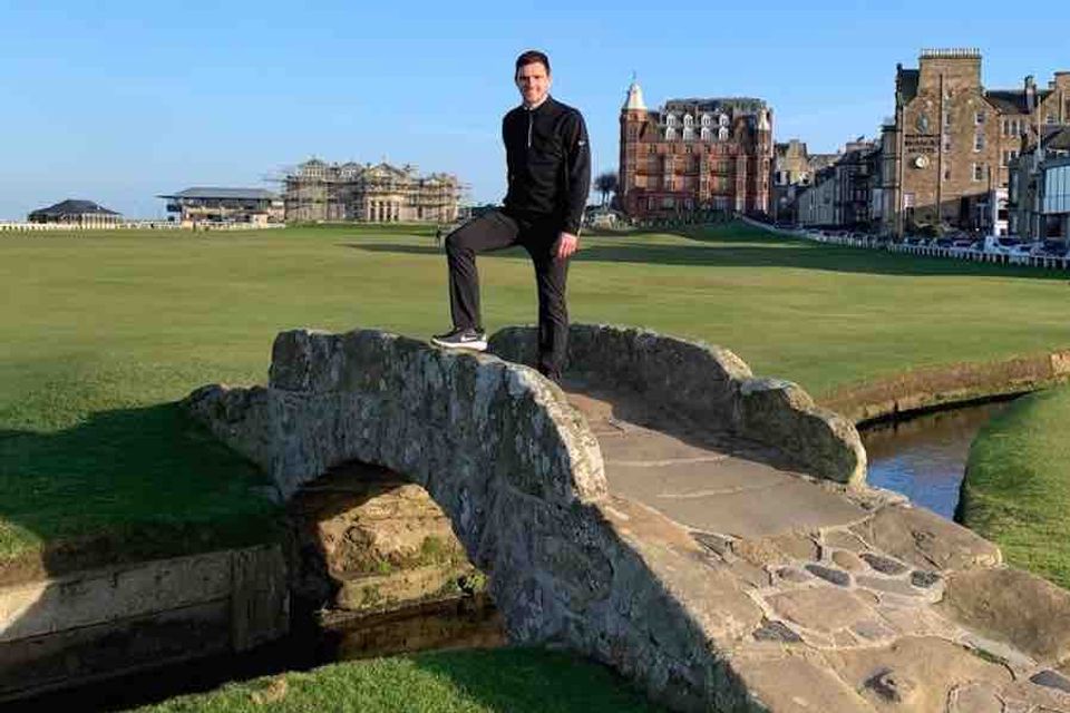 Liverpool team-mates mock Andy Robertson after his golfing holiday