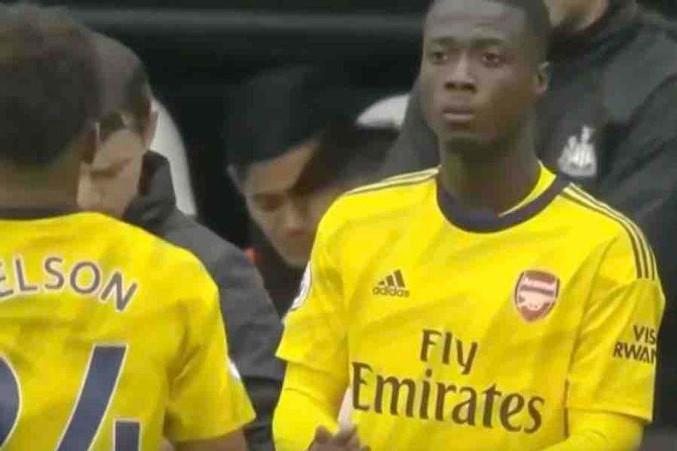 Nicolas Pepe reacts to making his Arsenal debut