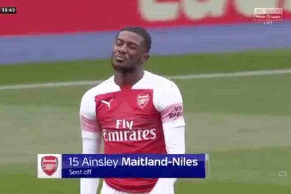 GIF: Arsenal's Ainsley Maitland-Niles sent-off at Leicester