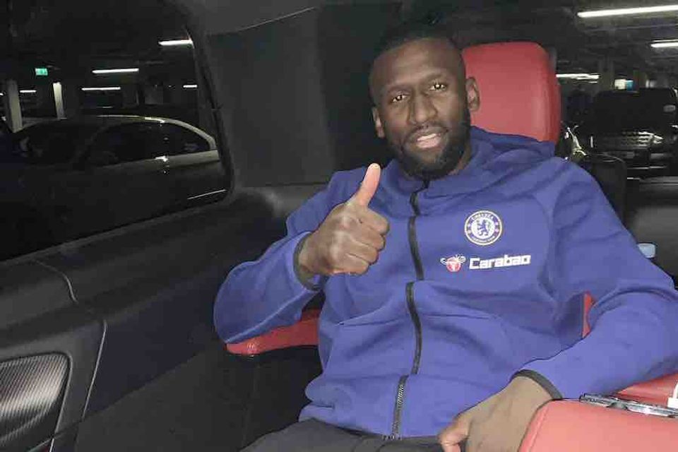 Photo: Antonio Rudiger ready to be driven home after Chelsea beat West Ham