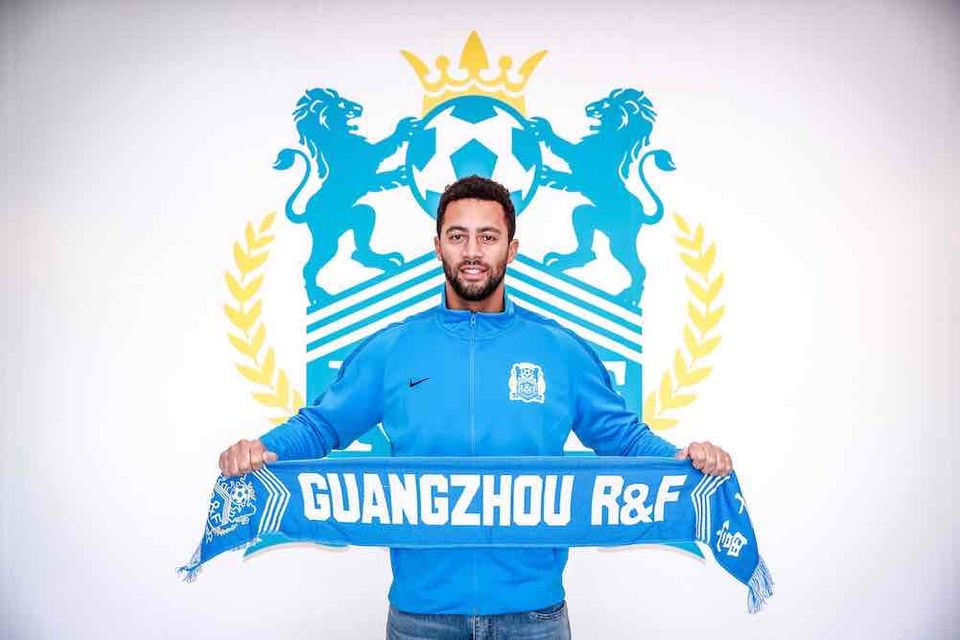 Photo: Mousa Dembele's Guangzhou R&F unveiling picture